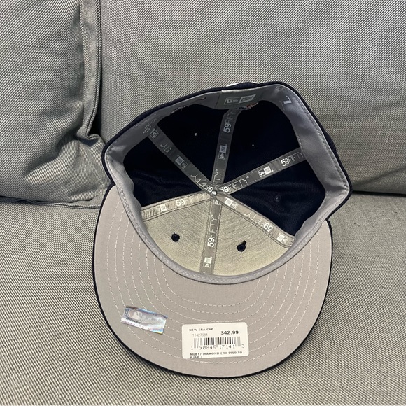 Brand New with Tags - New Era Blue Jays - Picture 4 of 5